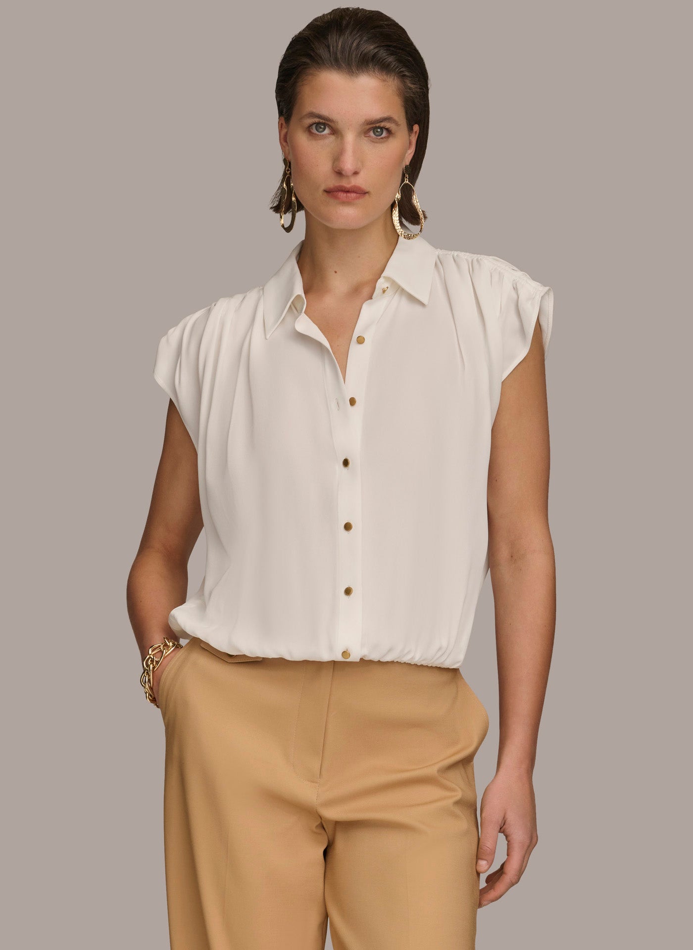 (image for) UNIQUE ELASTIC HEM BLOUSE